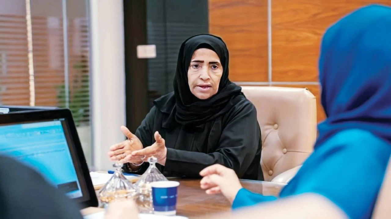 «سيدات أعمال عجمان» تبحث سبل تعزيز دور المرأة في الصناعة